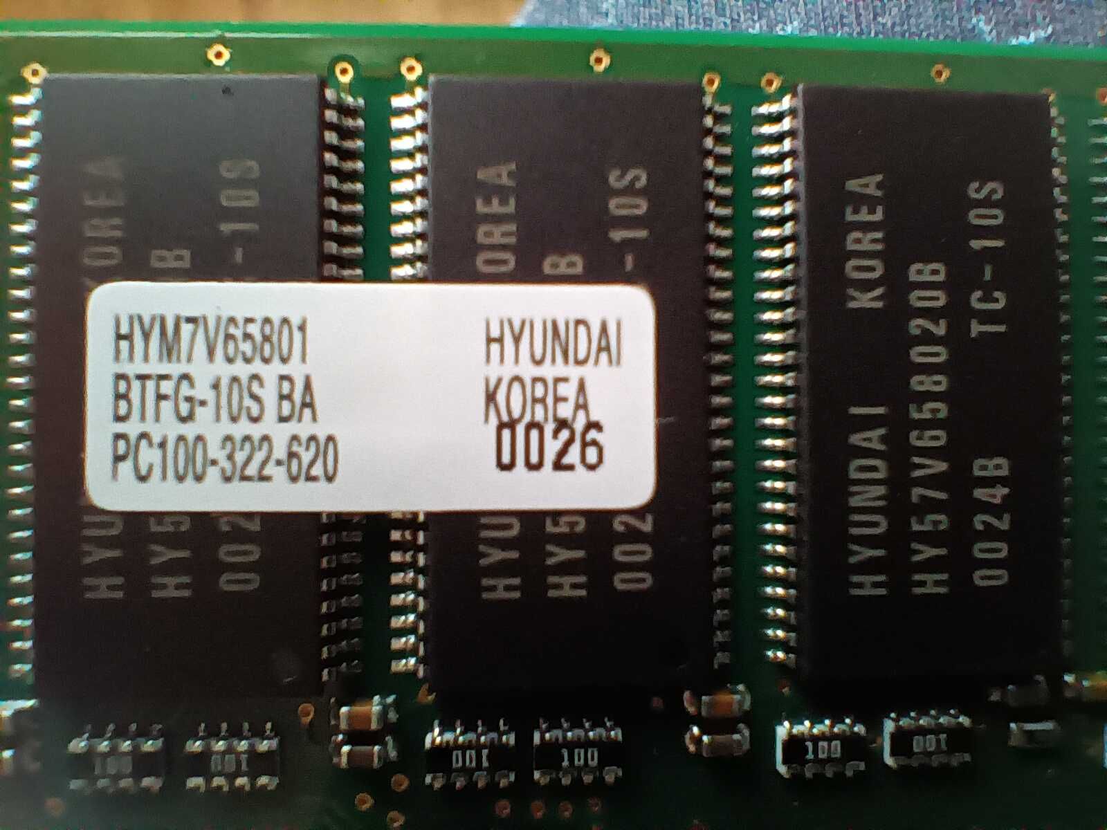 Памет 128MB  HYUNDAI