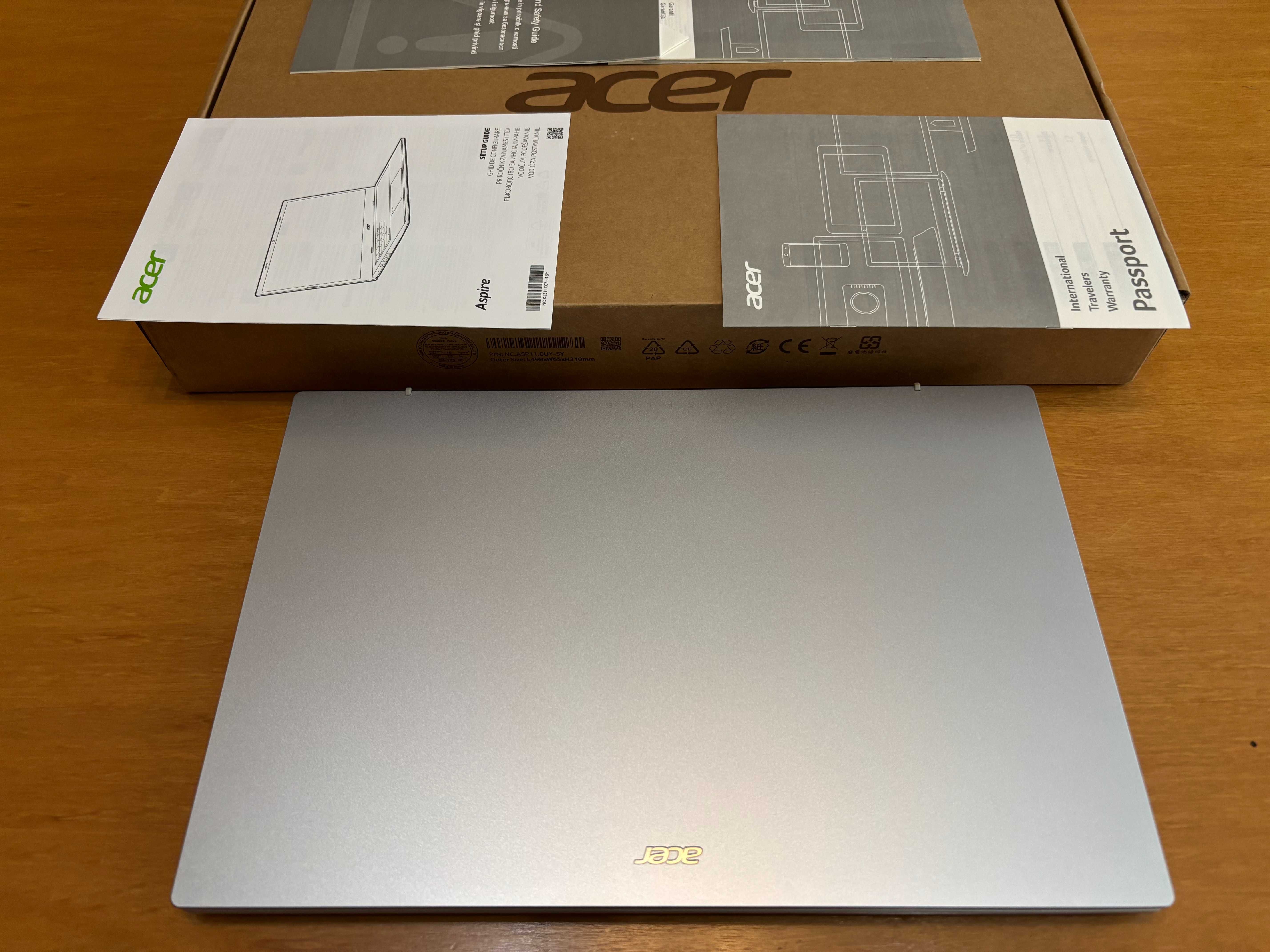 15.6 IPS Ryzen 5 7520U  Acer Aspire 3 16GB DDR4/512GB SSD/ Бат.13 ч.