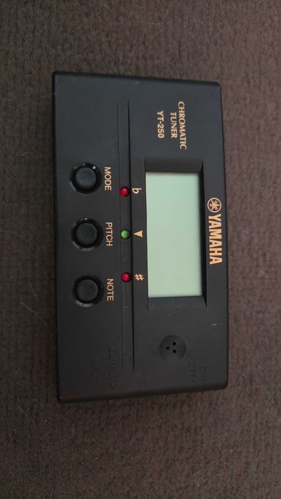 Yamaha Chromatic Tuner YT-250 Instrument Tuner Auto Tuning Output Jack
