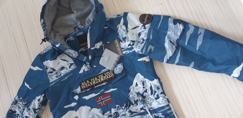 Napapijri Rainforest Pocket Winter Regular  L НОВО ОРИГИНАЛ Мъжко Яке