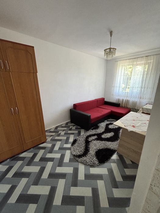 Apartament 2 camere Sucevei, Carrefour