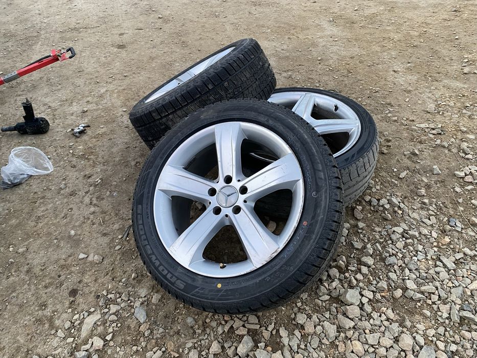 Диски Мерседес R18 с новой зимней резиной!