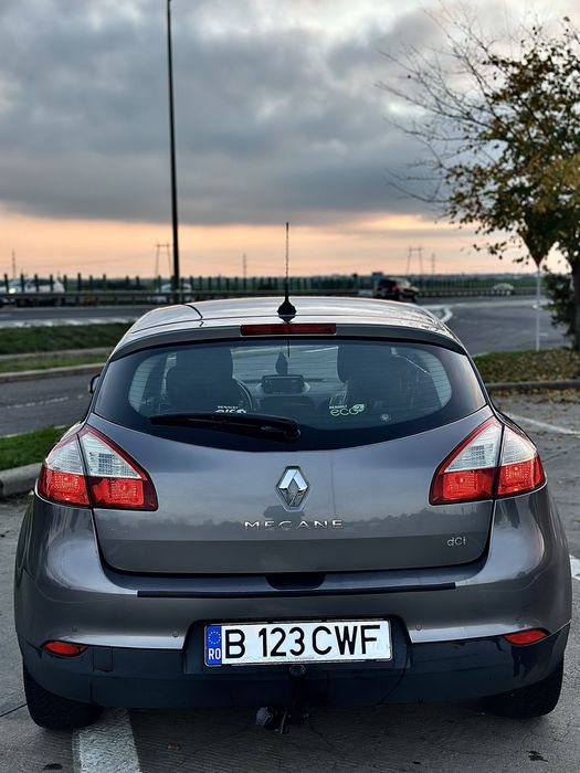 Renault Megane 1.5 dCi 110cp EDC Automat Euro 5 Hatchback