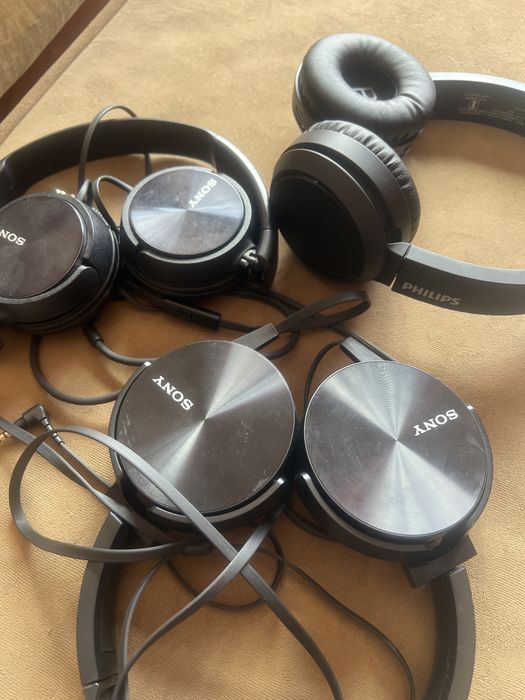 Наушники Sony