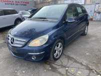 Мерцедес Б170 на части / mercedes B170 metan