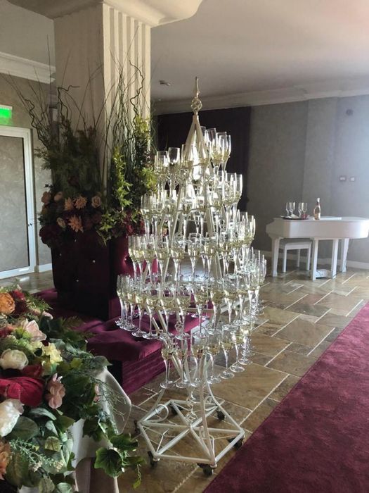 Suport pahare sampanie mobil (pe roti), sfesnice, vaze clepsidra