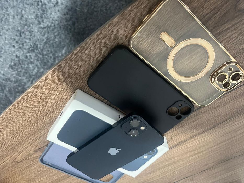 Vand iphone 13 intro stare foarte buna