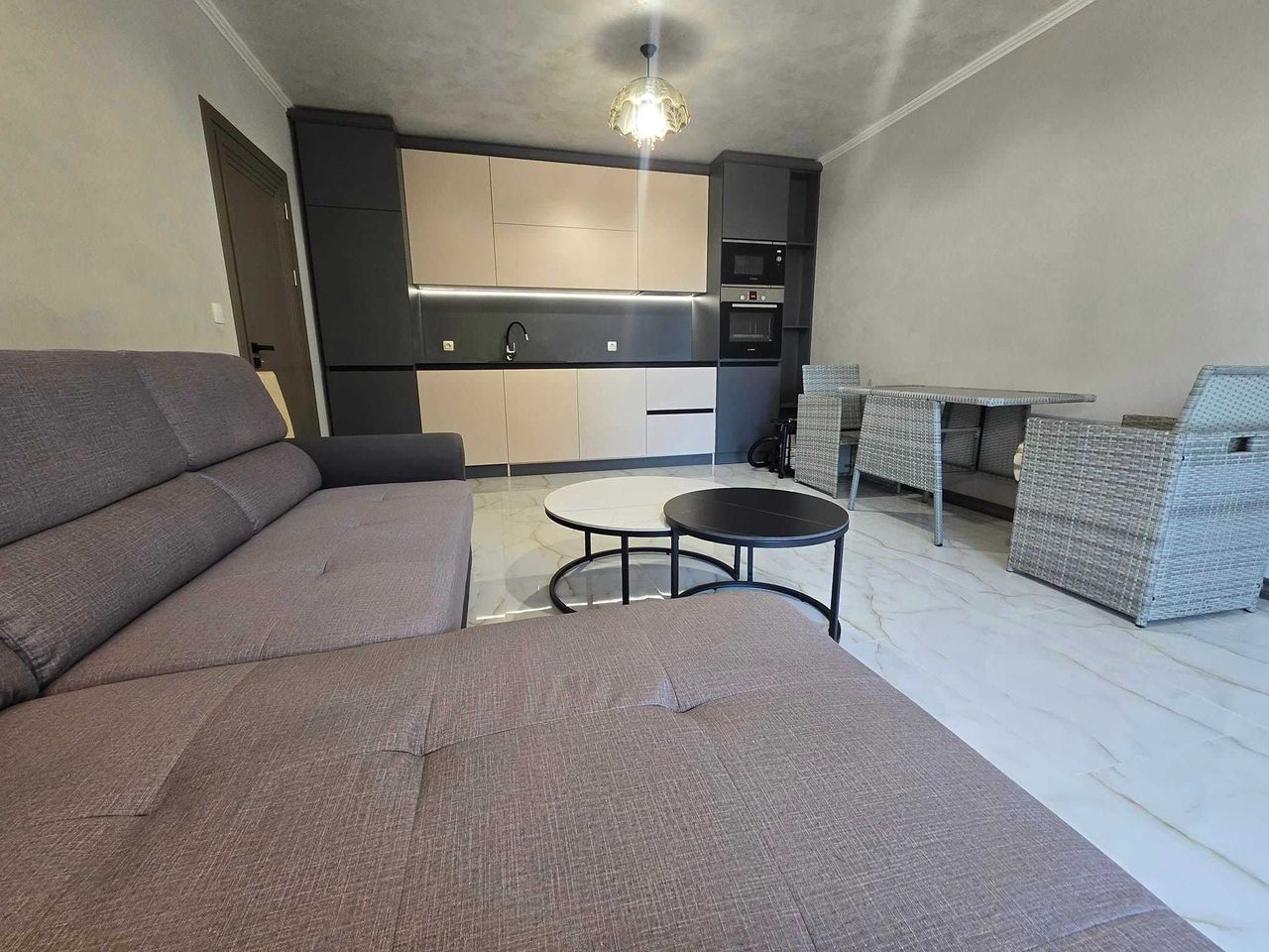 Продава се Двустаен апартамент в с. Равда, Област Бургас - 69 кв.м за 2073 €/кв.м - Снимка #10