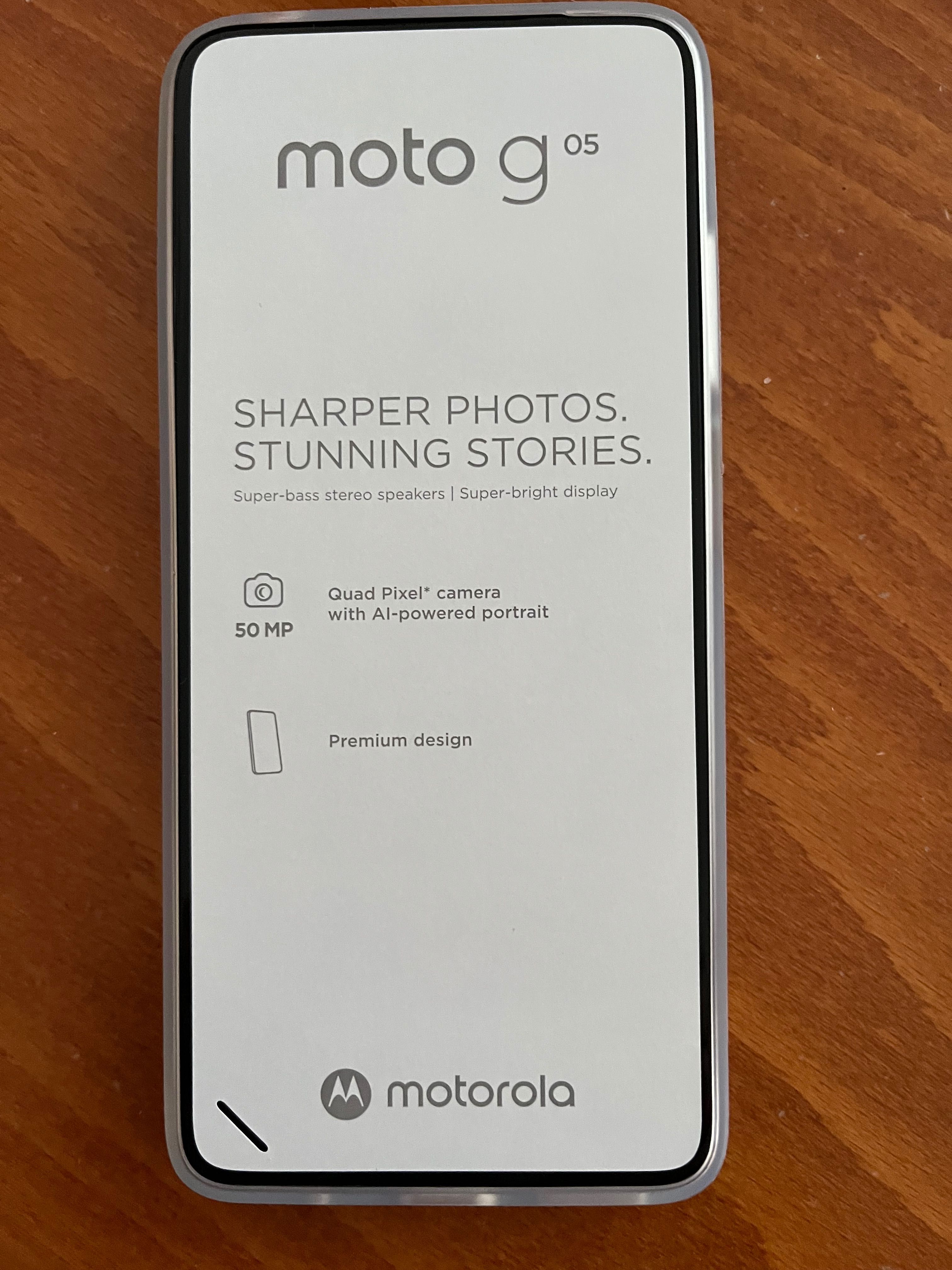 Смарт телефон Моторола g 05
