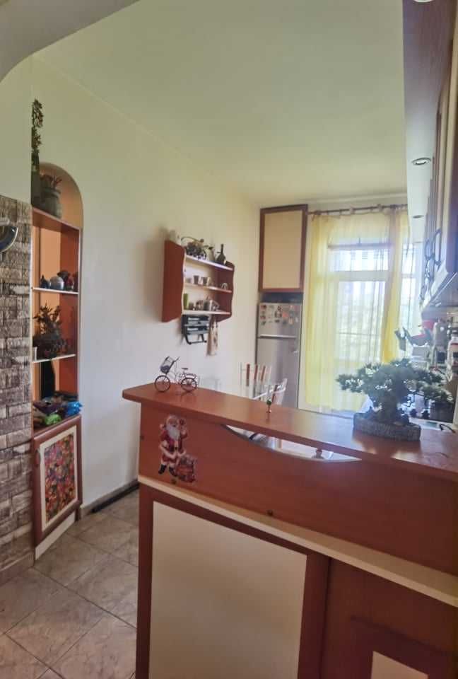 Продава се Тристаен апартамент в Разград, Център - 74 кв.м за 1723 €/кв.м - Снимка #9