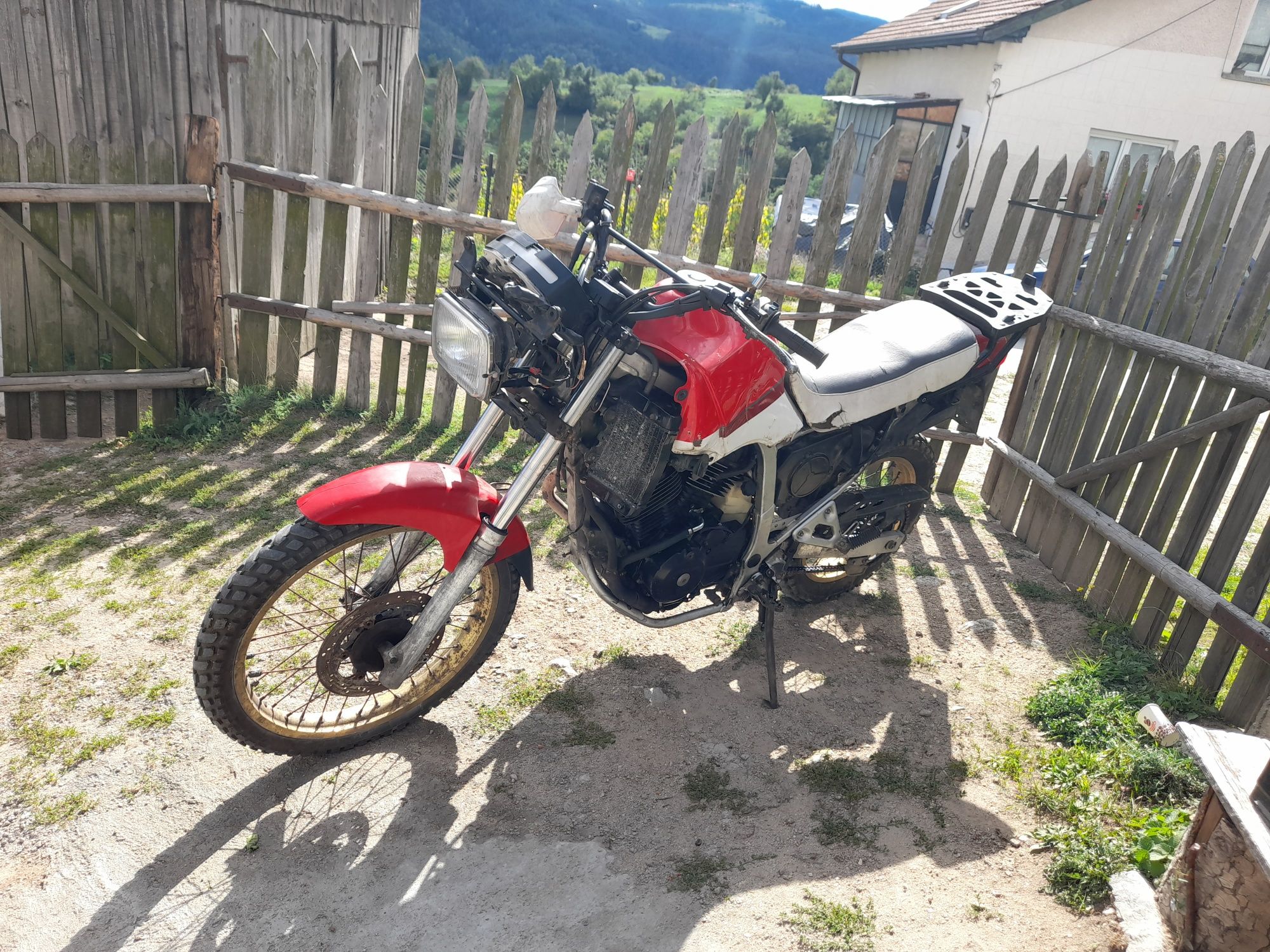 Части за honda transalp