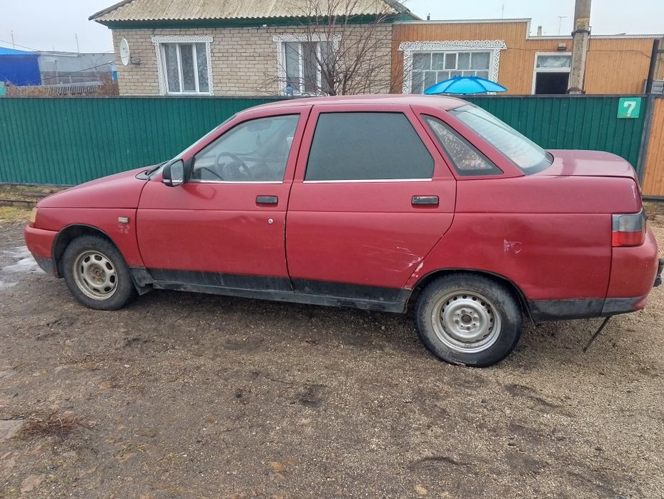 Продам машину ваз 2110
