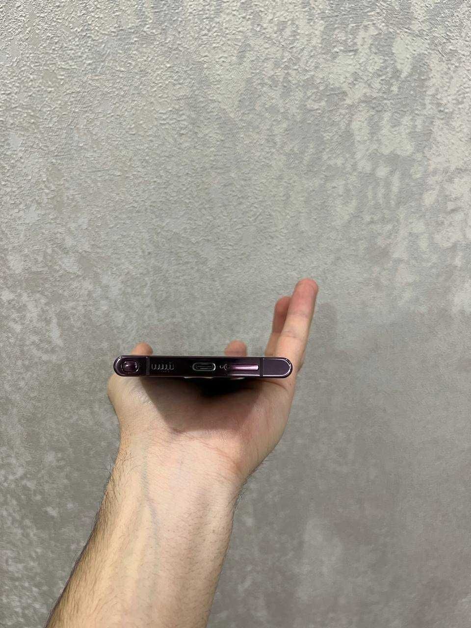 Продаётся Samsung S22 Ultra