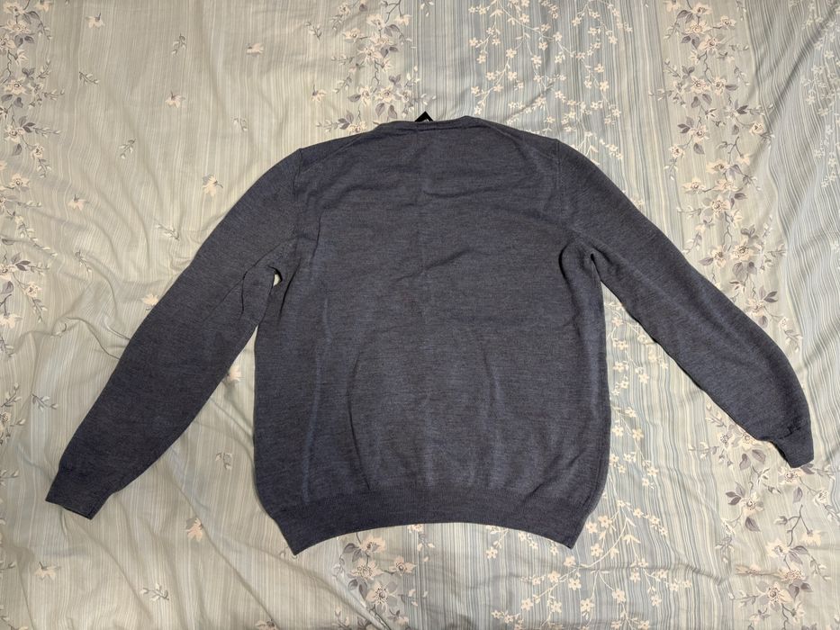 Vând Bluză Hugo Boss nouă