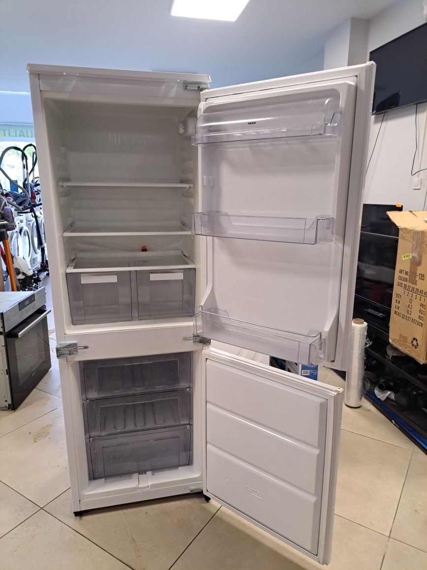Хладилник за вграждане ELECTROLUX
