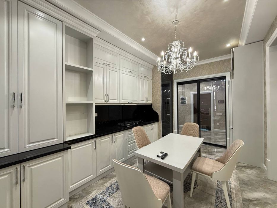 Новостройка 3/4/10 Dream House 8 роддом; Тезикова дача