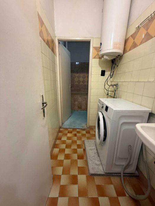 Продава се Тристаен апартамент в Пловдив, Кършияка - 95 кв.м за 1616 €/кв.м - Снимка #6