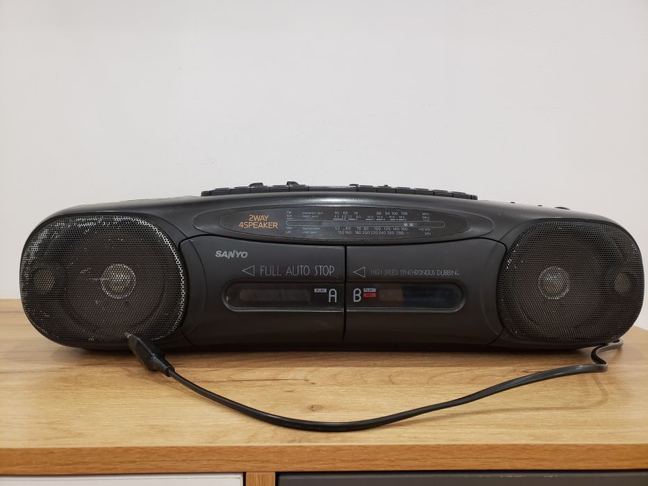 Радиомагнитофон. Япония