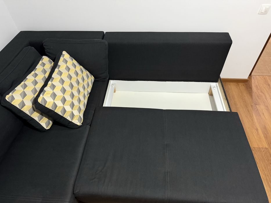 Vand canapea-coltar extensibilia cu 2 lazi de depozitare