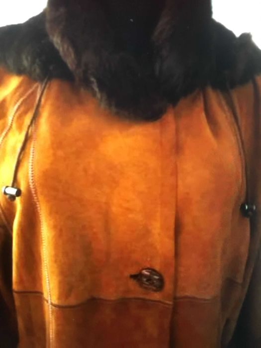 Cojoc cu blana naturala  vizon piele naturala