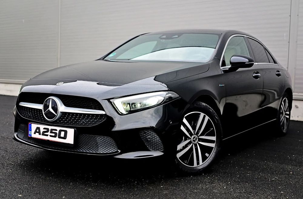 Mercedes-Benz A Mercedes A 250e