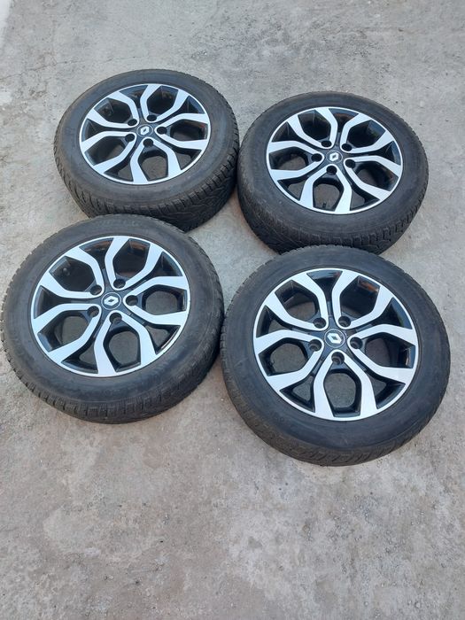 Roți jante  renault Megane 3 cu anvelope de iarna 205 55