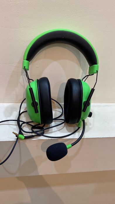 Наушник игровой.