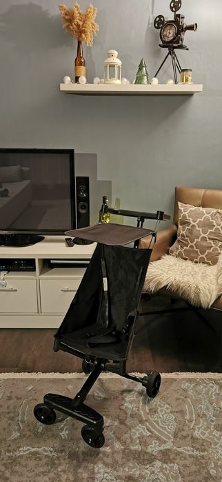 Коляска прогулочная, для путешествий.