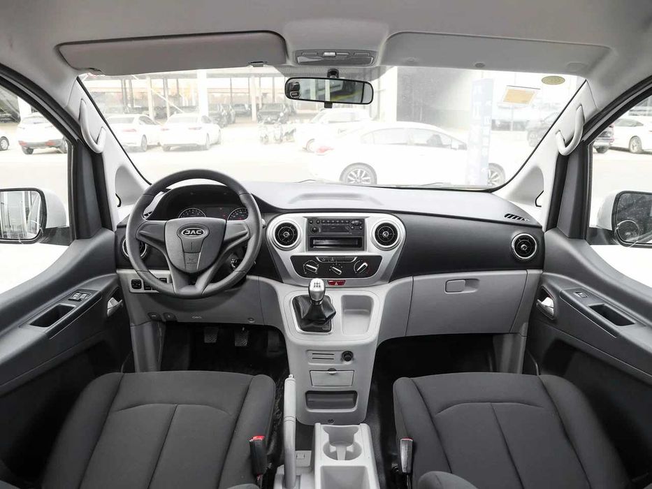 Минивэны JAC M3,M4
