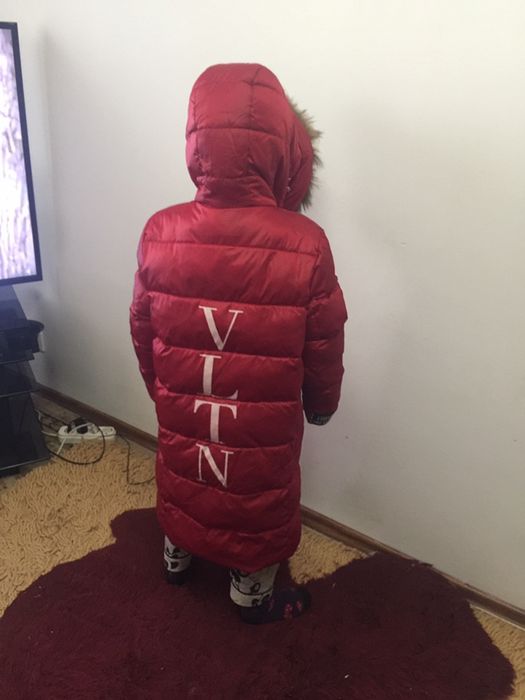 Пуховик на девочку 10-12 лет