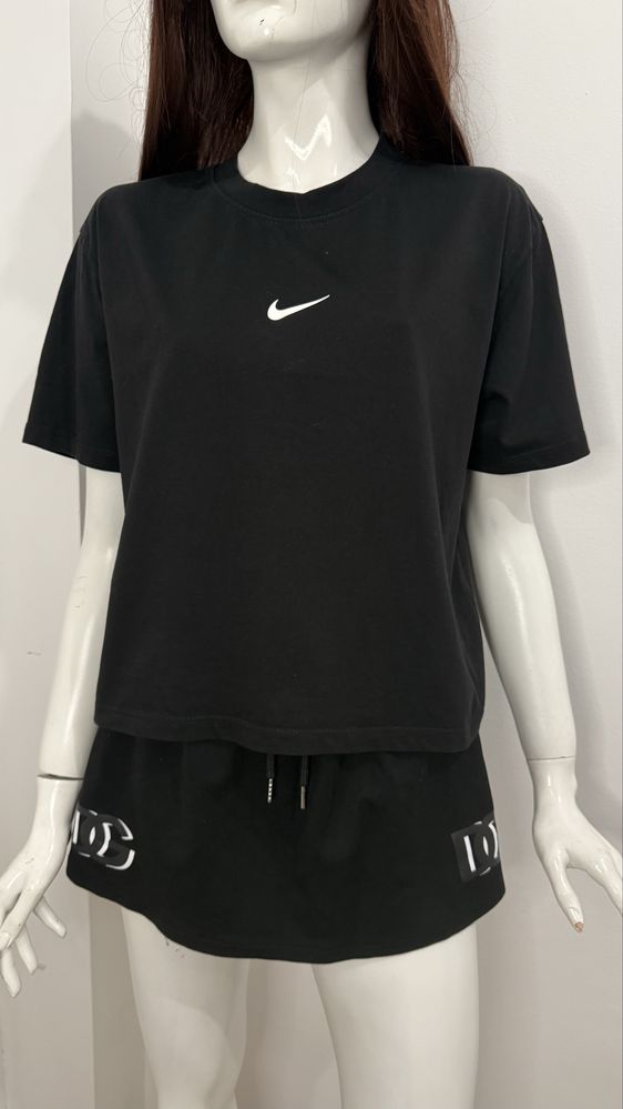 Намалена тениска на Nike