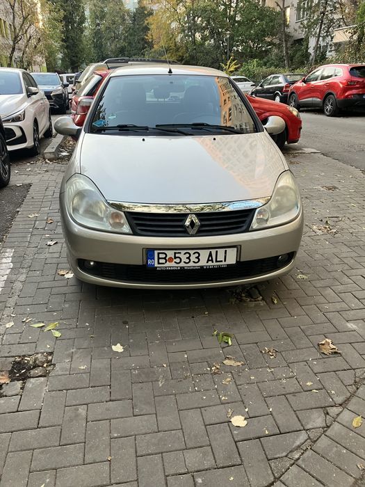 Renult symblo 2011-2012