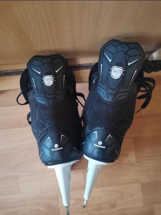 Отдам даром коньки