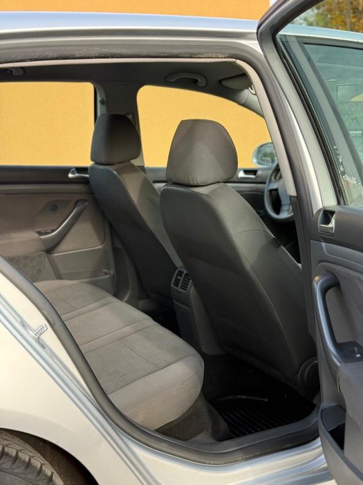 Volkswagen Golf V 1.6 MPI 119.000 km