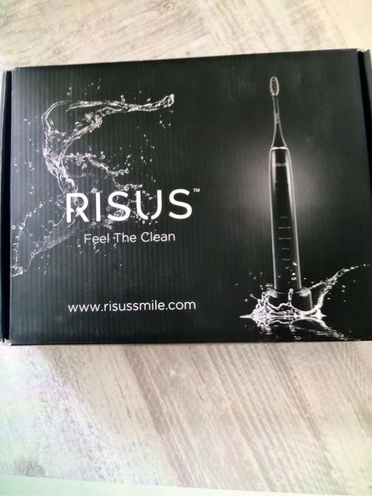 Periuta electrica noua marca Risus