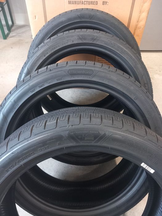 215/45R20 95T 4бр.GOODYEAR Electric drive technology
