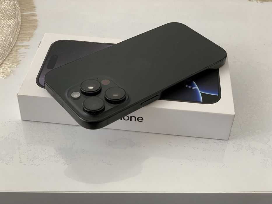 Гаранция още 1г Технополис iPhon 16 Pro 256gb Black titanium