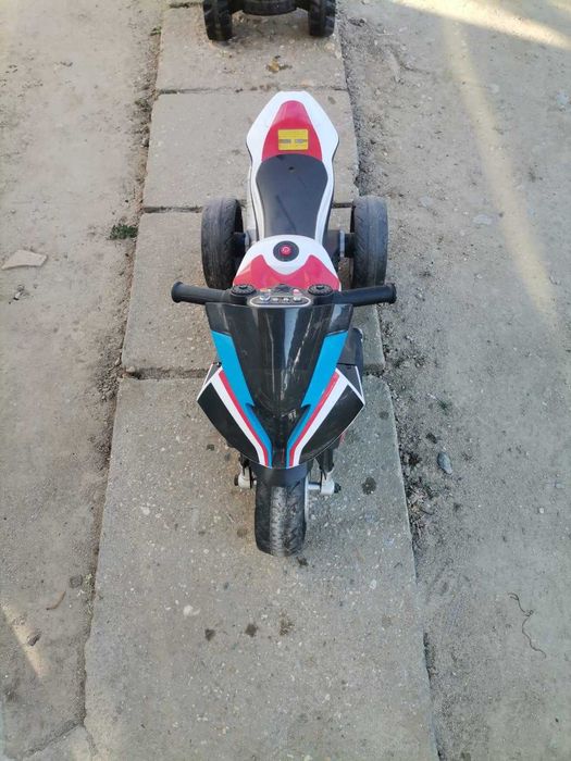 Motocicleta electrica  bmw pentru copii