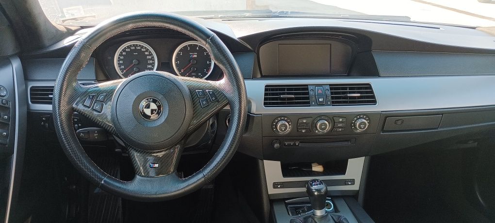 BMW 525 бензин ръчка