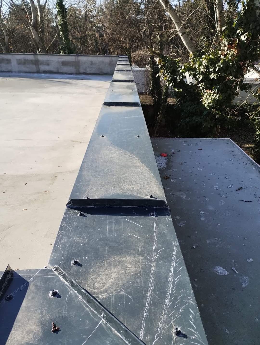 Acoperisuri si reparatii infiltrati Hidroizolație