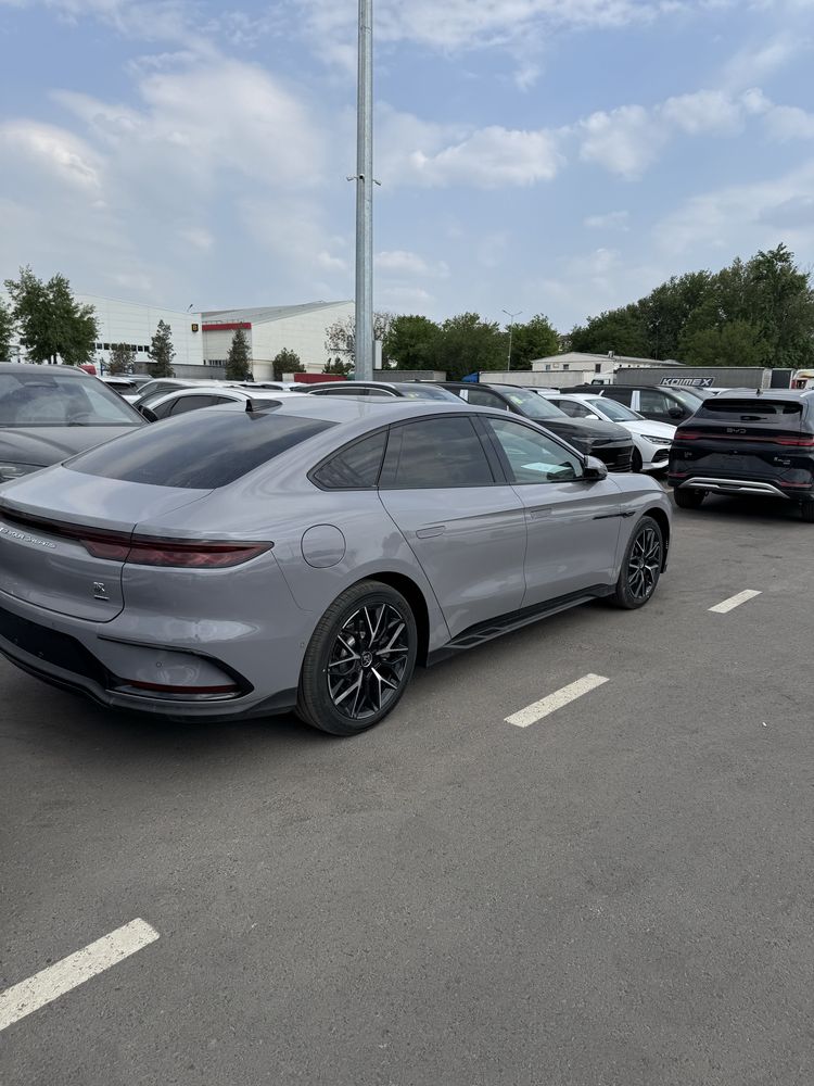 BYD HAN 506 km smart drive full notarius