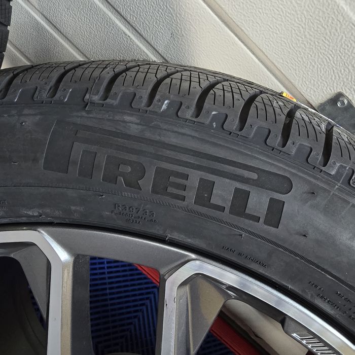 Оригинални 21"джанти за Mercedes GLE 53 AMG с нови гуми Pirelli