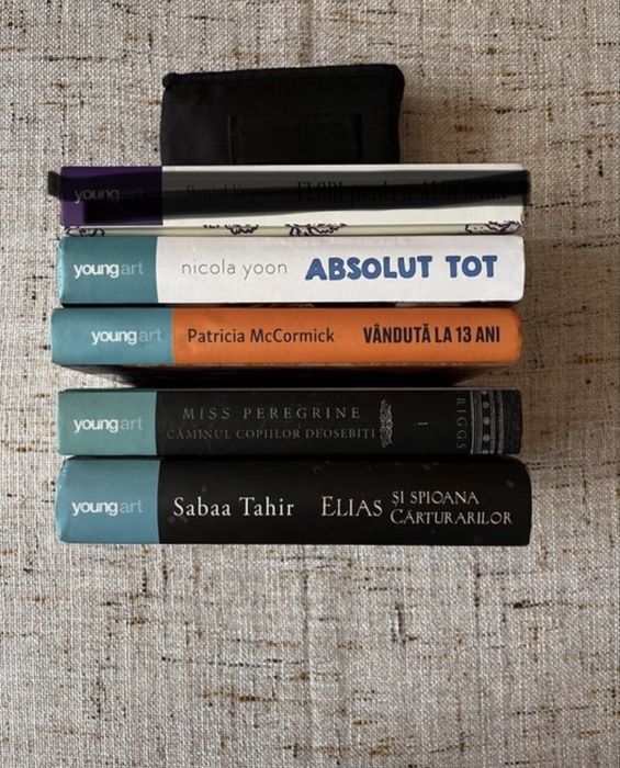 Carti Editura YoungArt