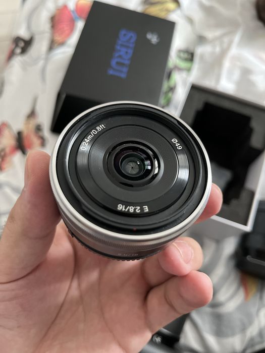 Продам объектив Sony 16mm f2.8