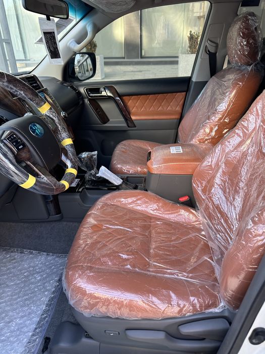 Tayota Land Cruiser Prado 150