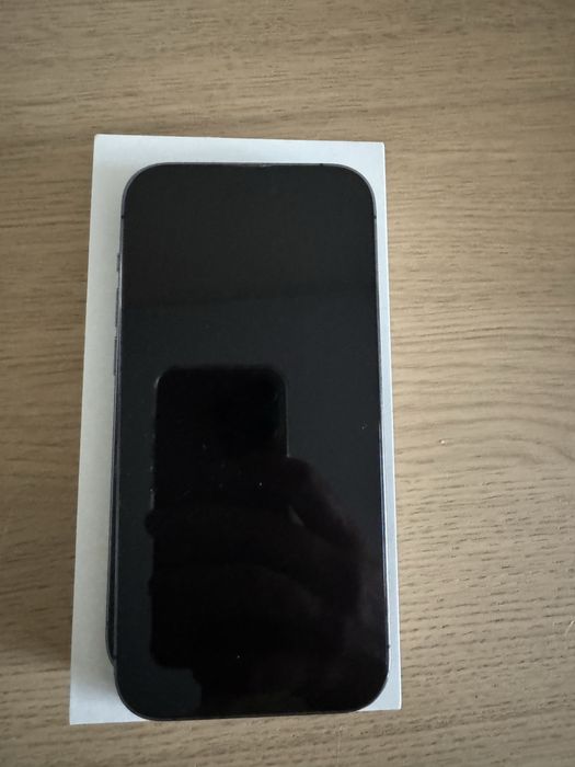 Iphone 14 pro deep purple