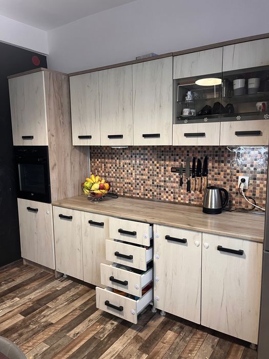 Bucatarie finisaj stejar gri / stejar alb, 260 cm (200 blat+60 soldat)