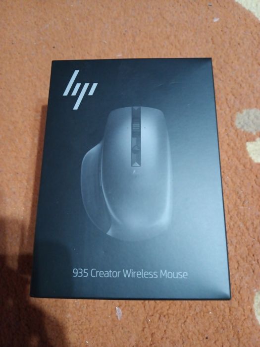 Mouse Creator 935 conectare wireless 
Produs nou in cutie 
Fir de rein