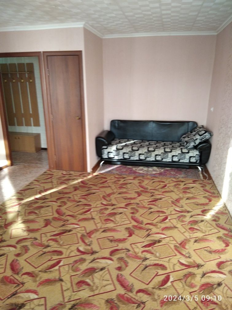 Продам 1 комнатную квартиру в 1 мкр.