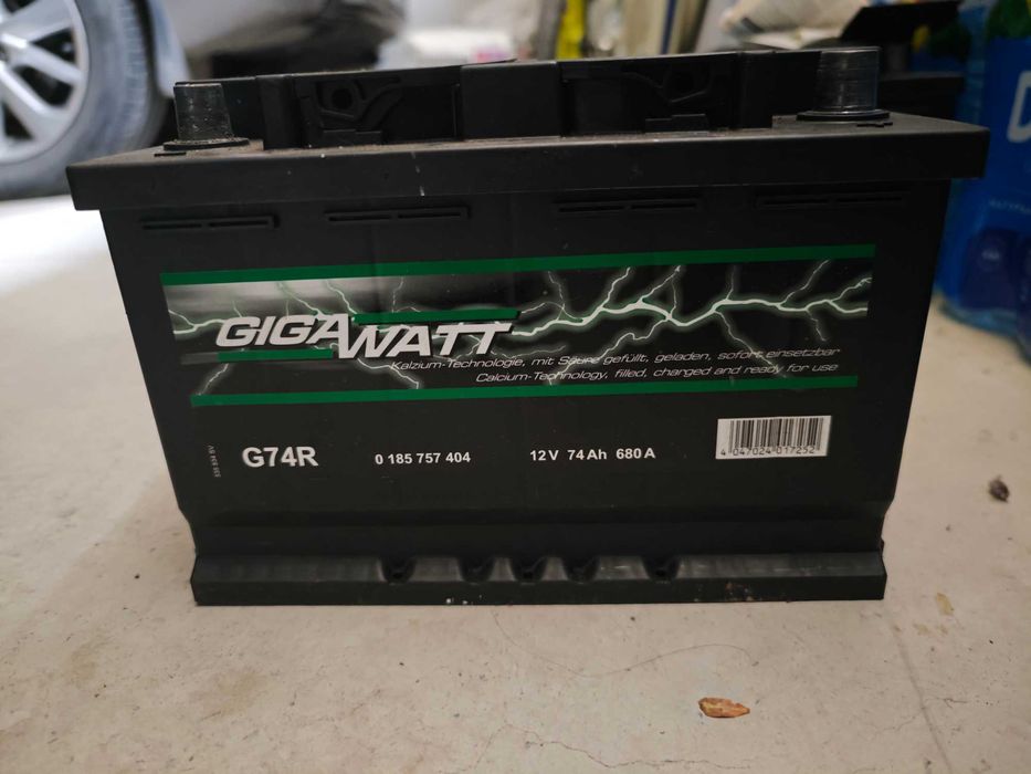 Акумулатор GIGAWATT 74AH 680A R+